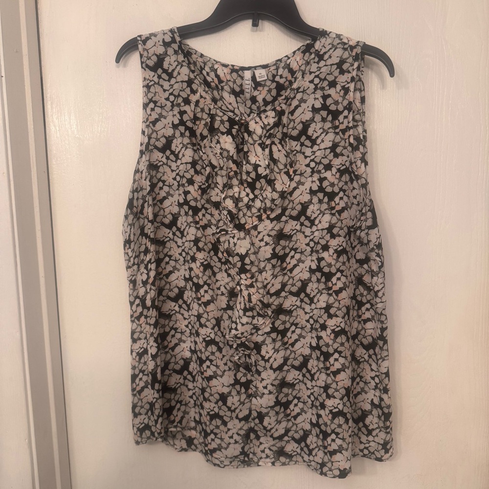 Elle XL Sleeveless Floral Blouse Ruffle Front Black Pink Work Top